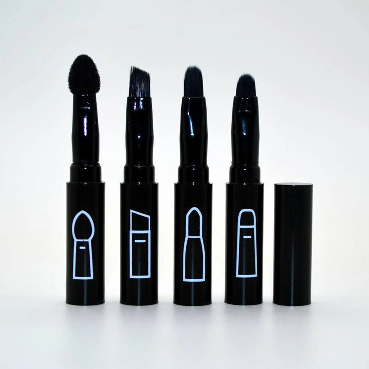 Mini 4-in-1 makeup brush, a multi-purpose, easy to carry out travel